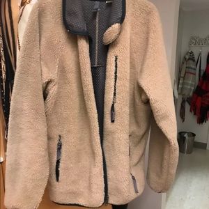 Sherpa Patagonia teddy coat